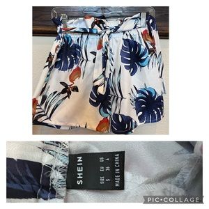 Floral SHEIN paperbag tie shorts